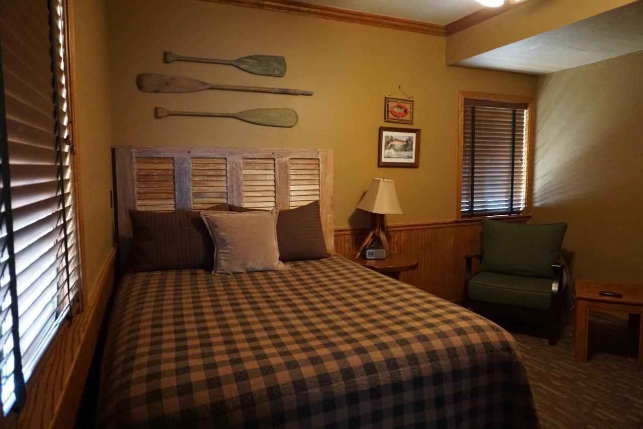 Shaver Lake Village Hotel Exteriör bild